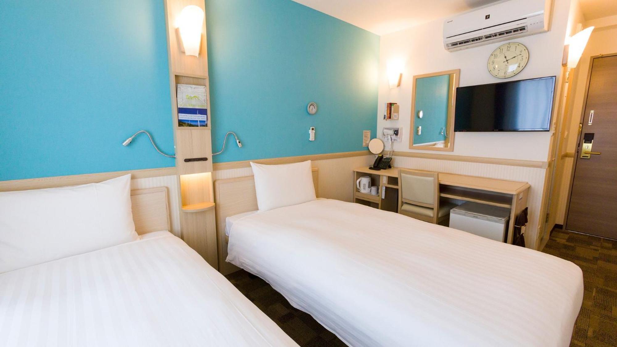 Toyoko Inn Odawara Eki Higashi Guchi Номер фото