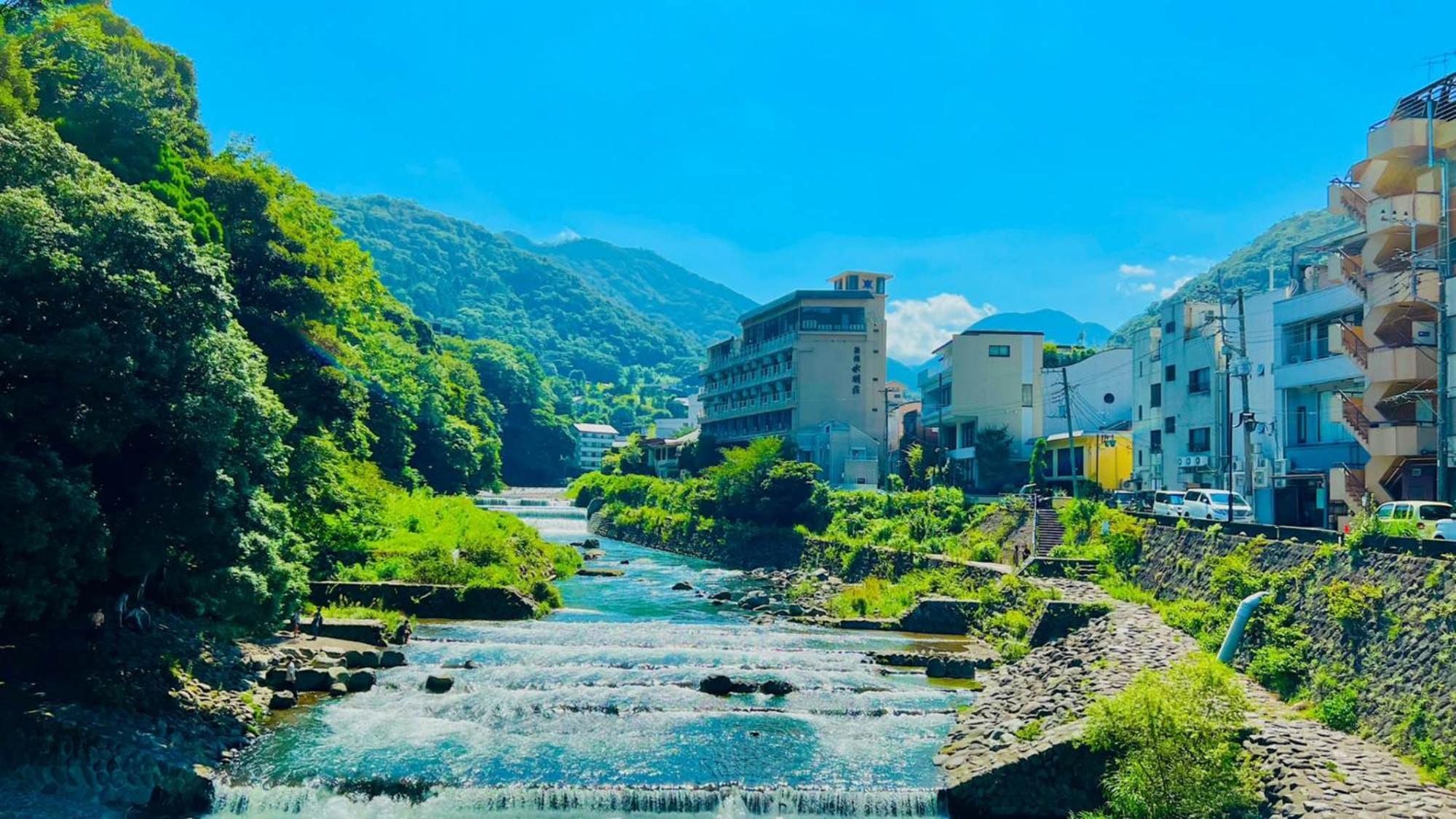 Toyoko Inn Odawara Eki Higashi Guchi Екстер'єр фото