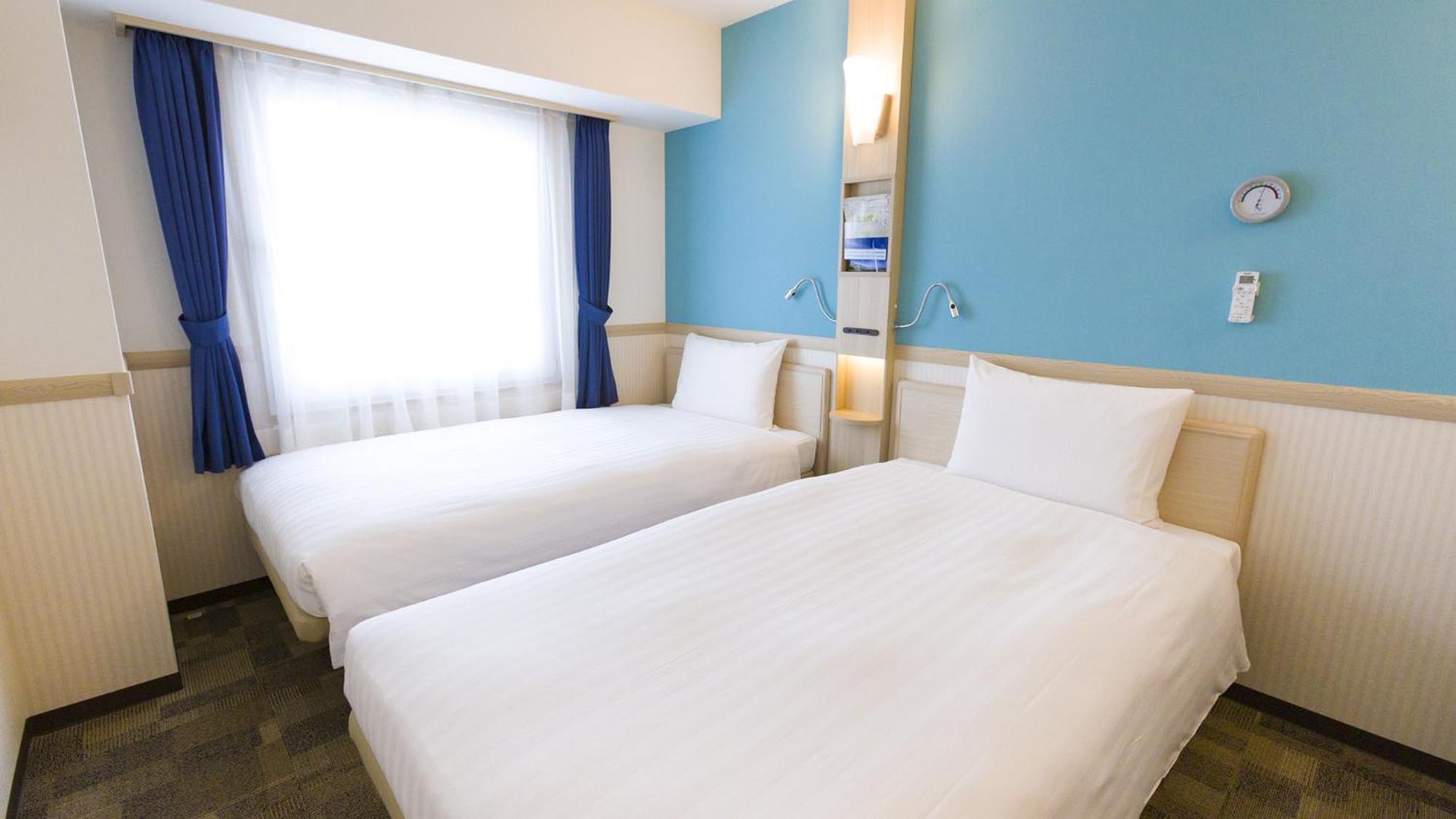 Toyoko Inn Odawara Eki Higashi Guchi Номер фото